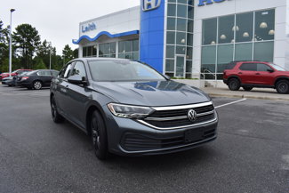 Used 2022 Volkswagen Jetta SE image 1