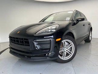 Certified 2022 Porsche Macan image 1
