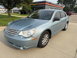 Used 2009 Chrysler Sebring LX image 1