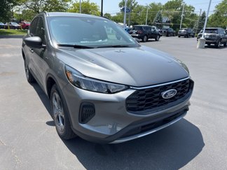 New 2025 Ford Escape ST-Line w/ Tech Pack #1 image 1