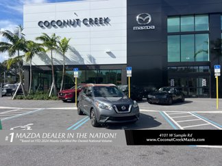 Used 2019 Nissan Kicks SV image 1