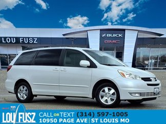 Used 2004 Toyota Sienna XLE image 1