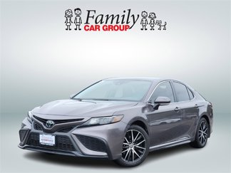 Certified 2023 Toyota Camry SE image 1
