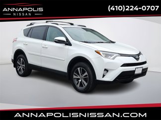Used 2018 Toyota RAV4 XLE image 1