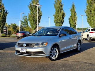 Used 2015 Volkswagen Jetta SE video 1