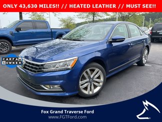 Used 2017 Volkswagen Passat 1.8T SEL Premium image 1