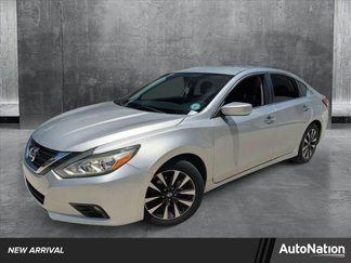 Used 2018 Nissan Altima 2.5 SV image 1
