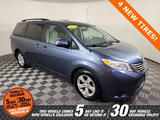Used 2014 Toyota Sienna LE image 1