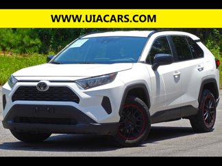 Used 2021 Toyota RAV4 LE image 1