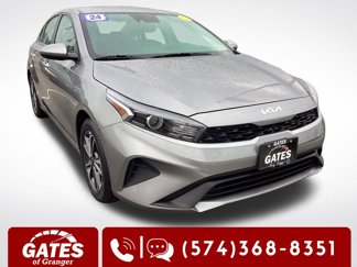 Used 2024 Kia Forte LXS image 1