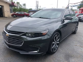 Used 2017 Chevrolet Malibu LT image 1
