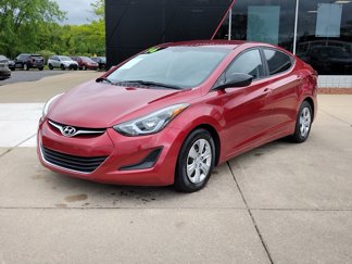 Used 2016 Hyundai Elantra SE image 1