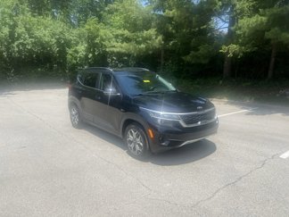 Certified 2021 Kia Seltos EX image 1