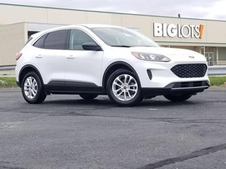 Used 2022 Ford Escape SE w/ Cold Weather Package image 1