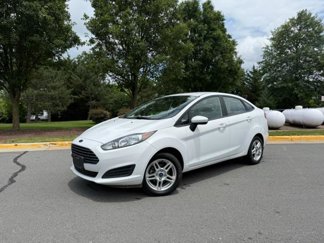 Used 2019 Ford Fiesta SE image 1