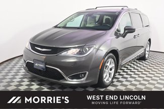 Used 2017 Chrysler Pacifica Touring-L Plus w/ Advanced Safetytec Group image 1