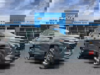 New 2025 Chevrolet Trax LT w/ Driver Confidence Package image 1