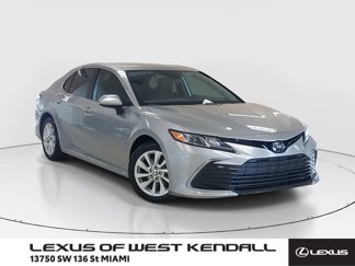 Used 2024 Toyota Camry LE image 1