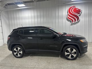 Used 2018 Jeep Compass Latitude w/ Popular Equipment Group image 1
