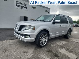 Used 2015 Lincoln Navigator 2WD image 1