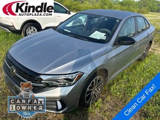 Used 2023 Volkswagen Jetta Sport image 1