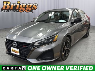 Used 2023 Nissan Altima 2.5 SR image 1