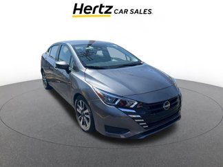 Used 2023 Nissan Versa SV image 1