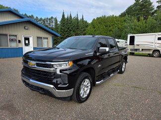 Used 2024 Chevrolet Silverado 1500 LT image 1