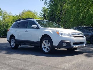 Used 2013 Subaru Outback 2.5i Limited image 1