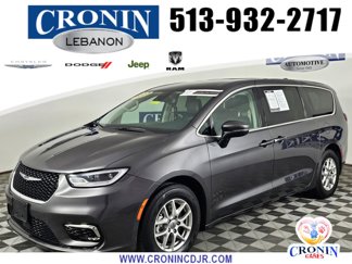 Used 2023 Chrysler Pacifica Touring-L image 1