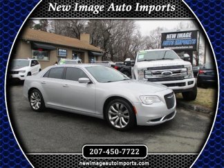 Used 2019 Chrysler 300 Touring L w/ Quick Order Package 22F image 1