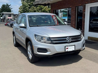 Used 2012 Volkswagen Tiguan LE image 1