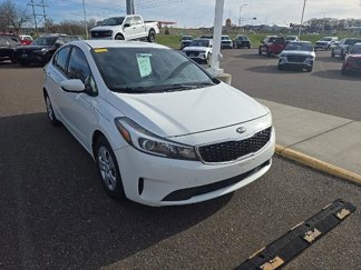 Used 2018 Kia Forte LX image 1
