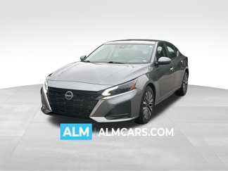Used 2023 Nissan Altima 2.5 SV image 1