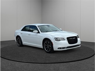 Used 2017 Chrysler 300 S image 1