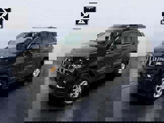 Used 2019 Jeep Grand Cherokee Laredo image 1