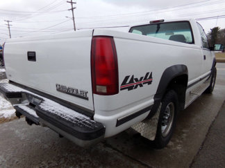 Used 1998 Chevrolet Silverado 2500 4x4 Regular Cab w/ Preferred Equipment Group 2 image 1