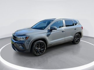Certified 2023 Volkswagen Taos SE w/ Panoramic Sunroof Package image 1