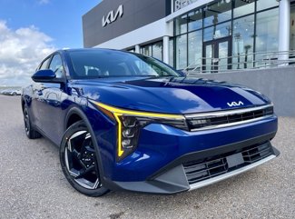 New 2025 Kia K4 EX image 1