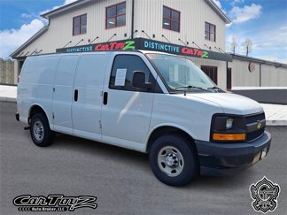 Used 2017 Chevrolet Express 3500 image 1