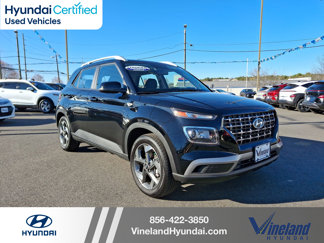 Used 2024 Hyundai Venue SEL image 1