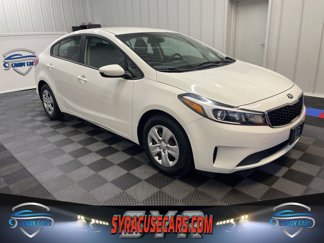 Used 2017 Kia Forte LX image 1