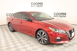 Used 2021 Nissan Altima 2.5 SR w/ SR Premium Package image 1