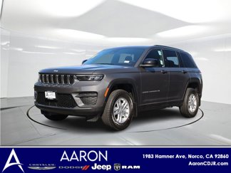 New 2025 Jeep Grand Cherokee Laredo w/ MOPAR Finishing Package image 1