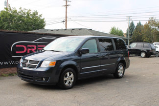 Used 2008 Dodge Grand Caravan SXT image 1