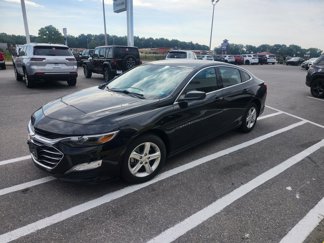 Used 2023 Chevrolet Malibu LT image 1