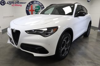 New 2025 Alfa Romeo Stelvio Sprint w/ Convenience Package image 1