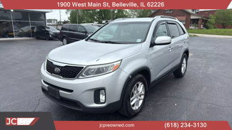 Used 2015 Kia Sorento LX image 1