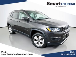 Used 2019 Jeep Compass Latitude w/ Safety & Security Group image 1