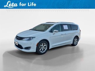 Used 2018 Chrysler Pacifica Limited image 1